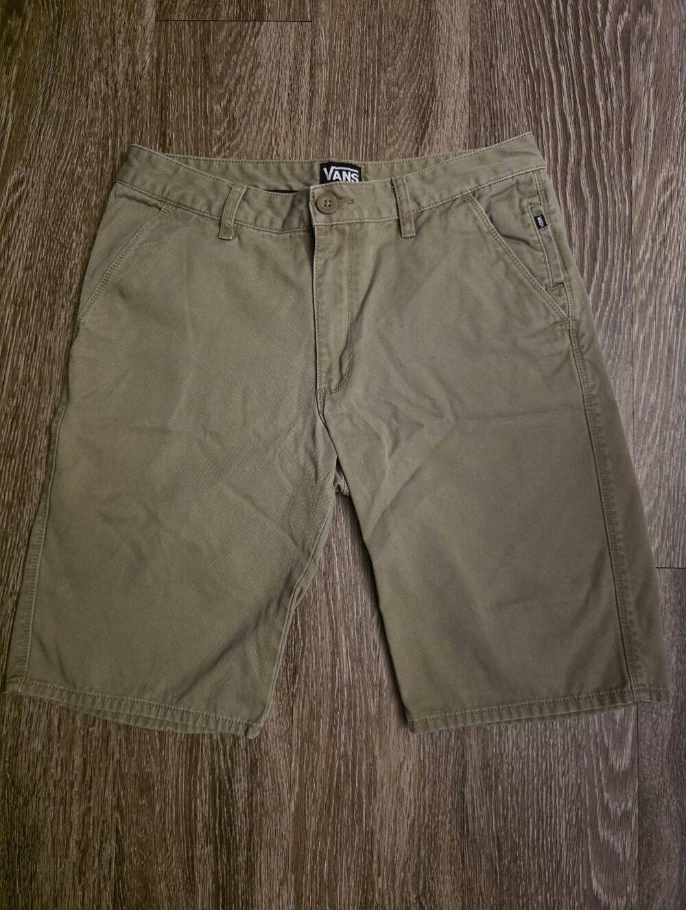 Vans Men’s Khaki Chino Shorts – Size 30 🛹